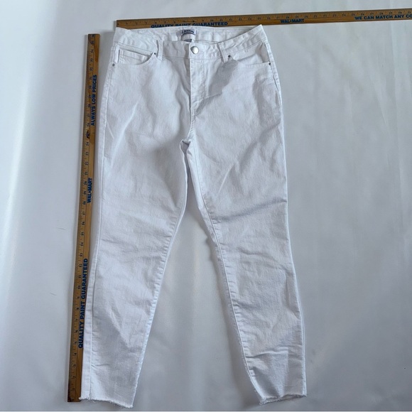 d. jeans Woman’s Skinny White Jeans size 12 ankle pants frayed edge - Picture 1 of 9